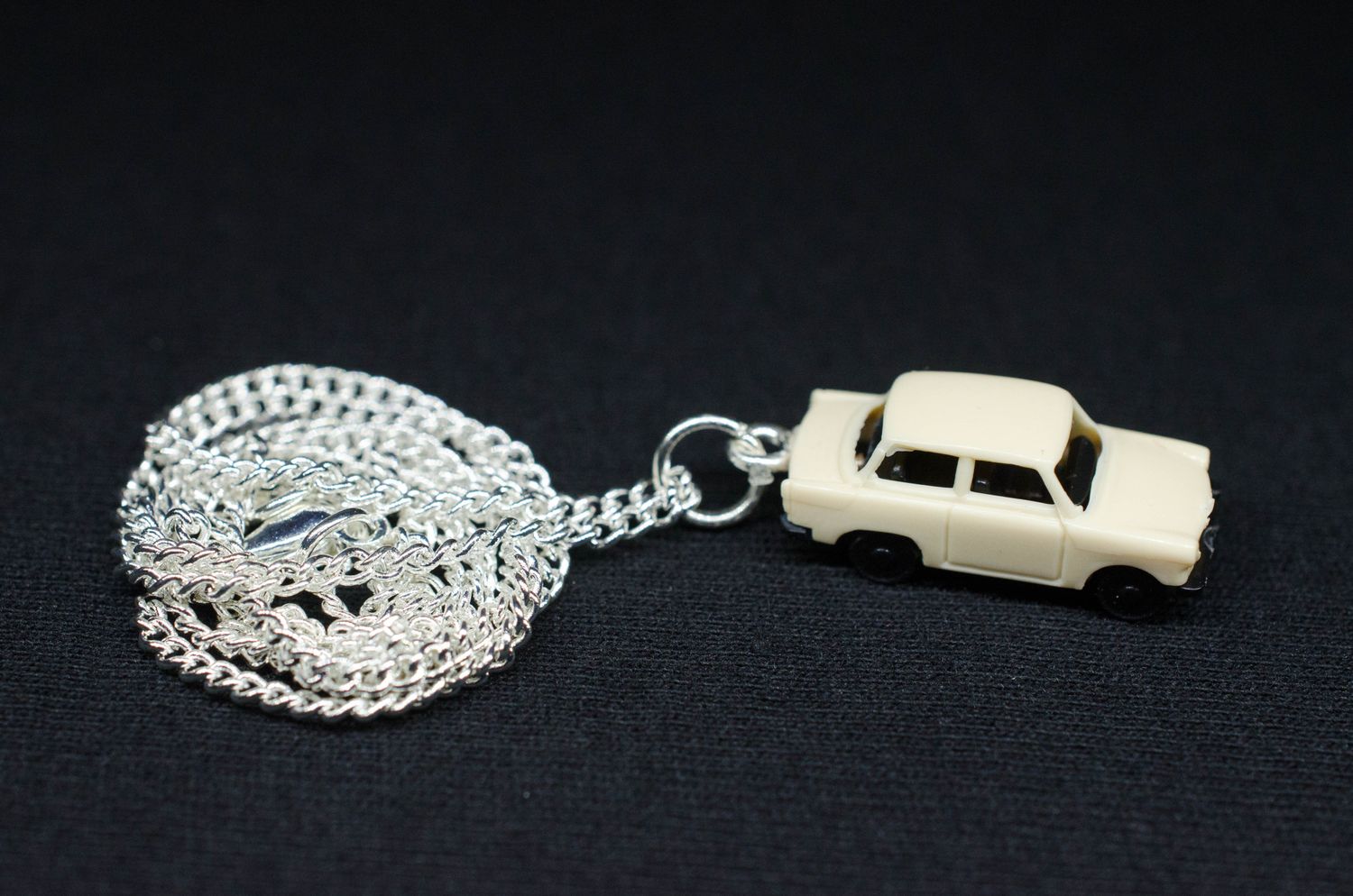 Onwomania Modellautos - Lizenzierte Miniaturfahrzeuge 1:34-39 Im Die-Cast Metall-Design