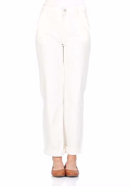 Lee Damen Hose Relaxed Chino - Relaxed Fit  - Weiß - Ecru Lee Damen Hose Relaxed Chino - Relaxed Fit  - Weiß - Ecru