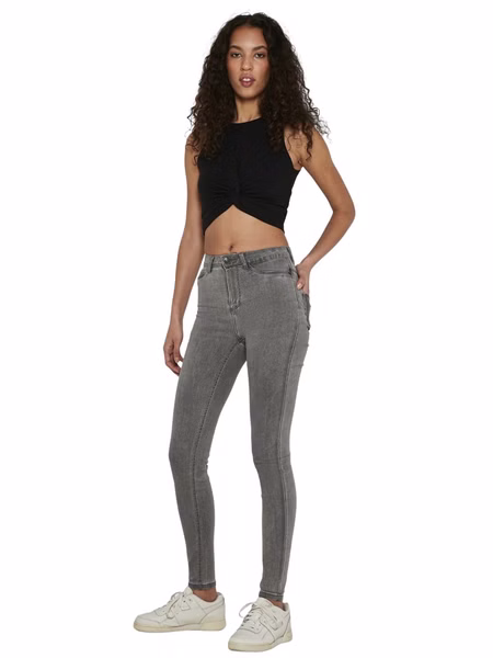 Noisy May Damen Jeans NMCALLIE HW SKINNY JEANS VI216LG Skinny Fit Grau - Light Grey  Denim Noisy May Damen Jeans NMCALLIE HW SKINNY JEANS VI216LG Skinny Fit Grau - Light Grey  Denim