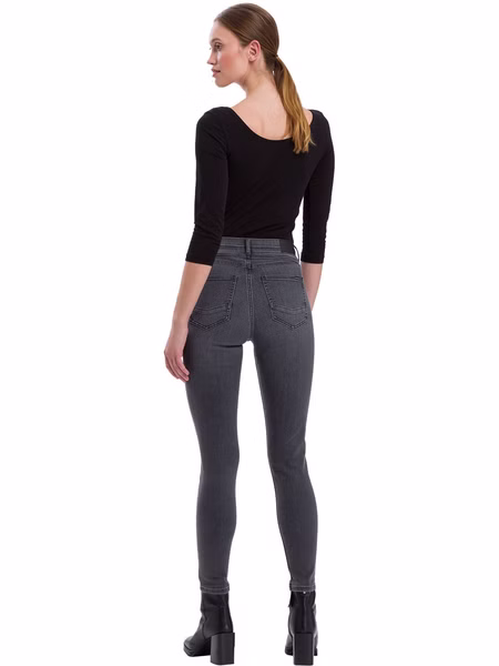 Cross Jeans Damen Jeans Judy - Super Skinny Fit - Grau - Dark Grey W25-W34 Cross Jeans Damen Jeans Judy - Super Skinny Fit - Grau - Dark Grey W25-W34