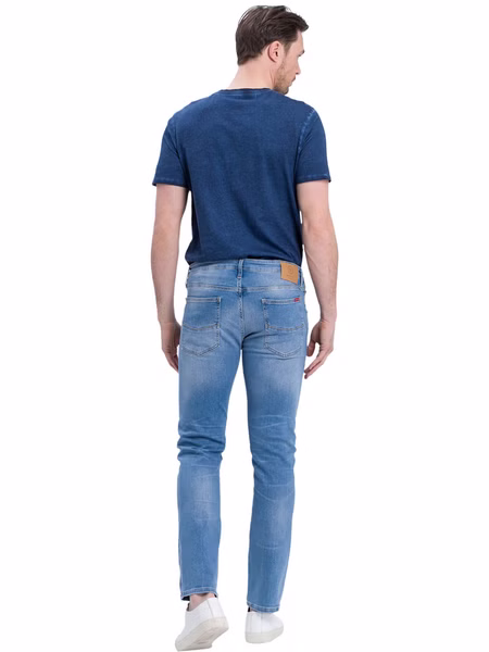 Cross Jeans Herren Jeans Damien - Slim Fit - Blau - Flex Light Blue Cross Jeans Herren Jeans Damien - Slim Fit - Blau - Flex Light Blue
