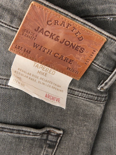 Jack & Jones Herren Jeans JJIMIKE JJWELLS - Mid Waist - Tapered Fit - Blau