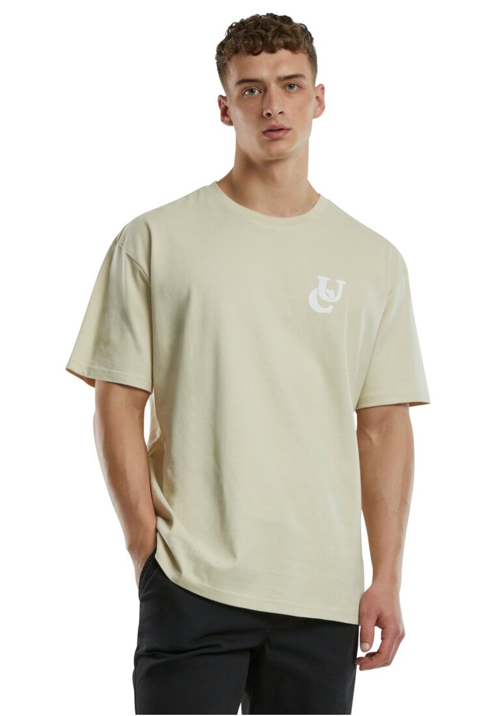 Urban Classics Herren T-Shirt UC WEAVY LOGO HEAVYY OVERSIZED - Relaxed Fit