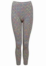 Stylische und komfortable 7/8 Sport-Leggings. Stylische und komfortable 7/8 Sport-Leggings.