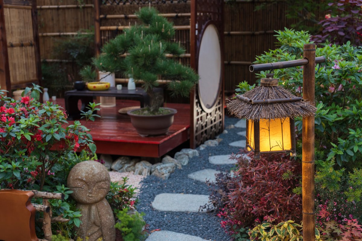 gemütliche Terrasse in Japanischem Garten