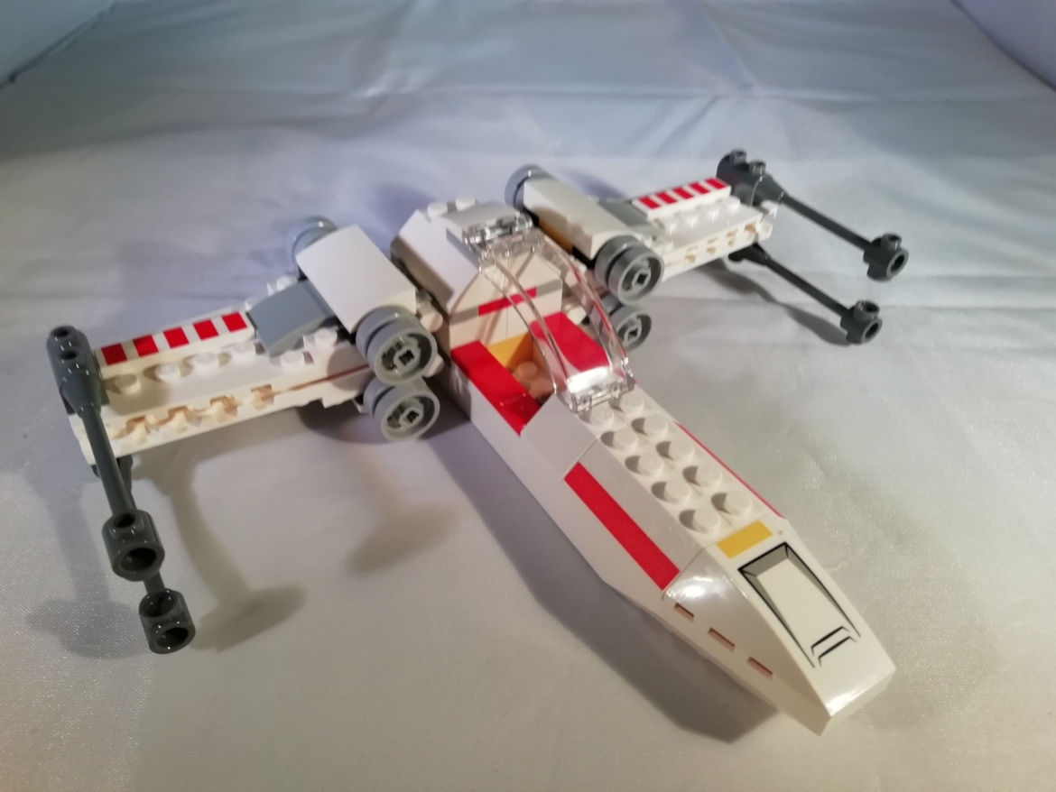 Bauschritt 3 X-Wing Fighters 