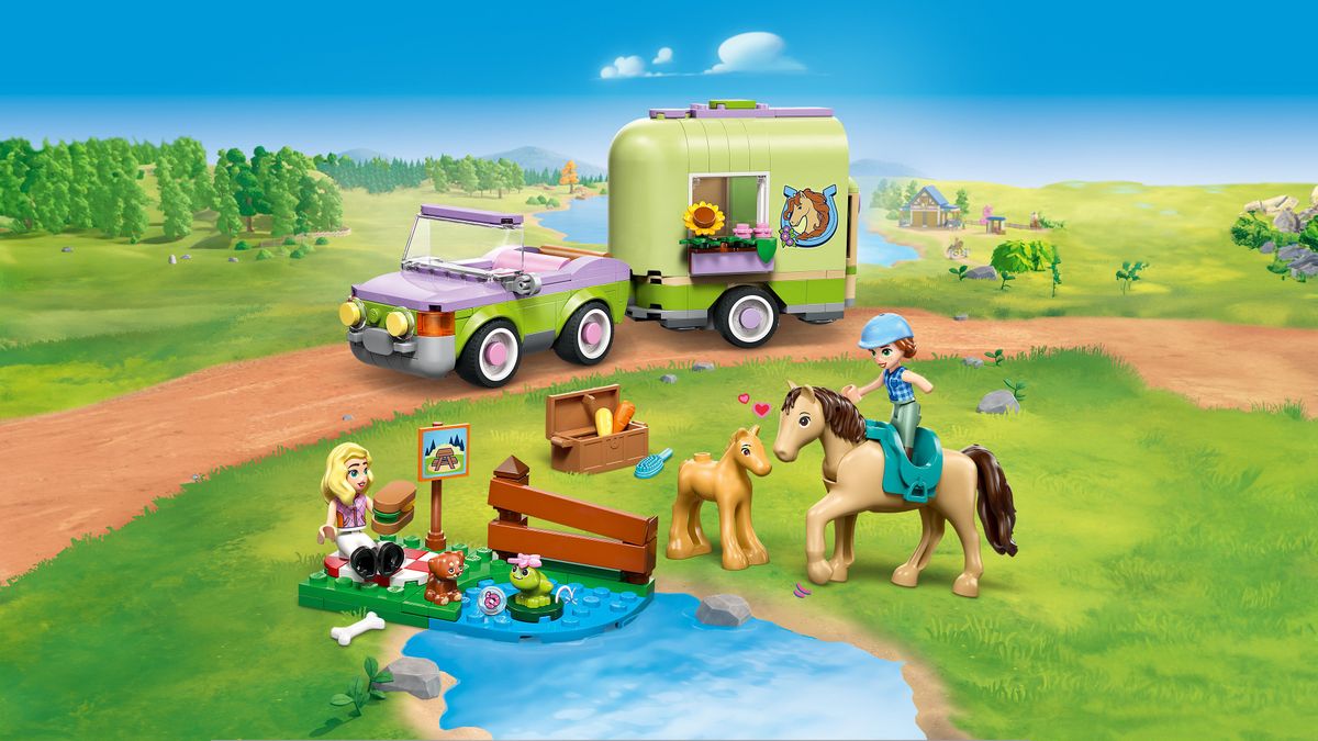 LEGO 42695 Horse & Baby Foal Trailer | JB Spielwaren