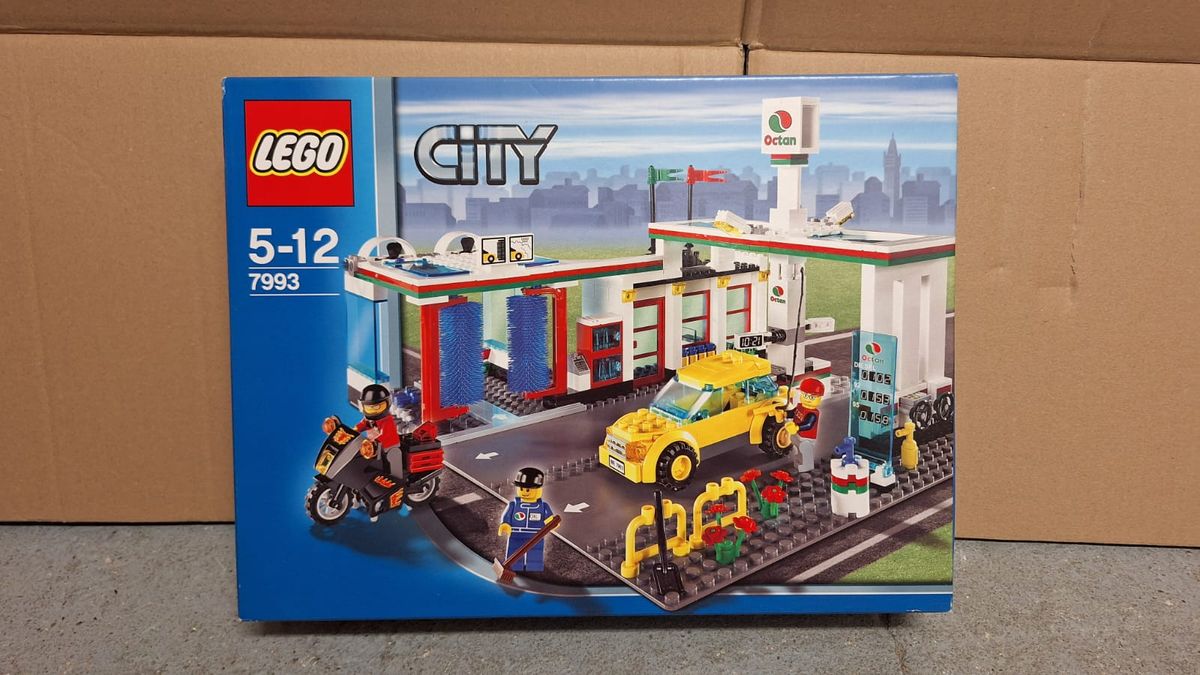 Service Station JB Spielwaren