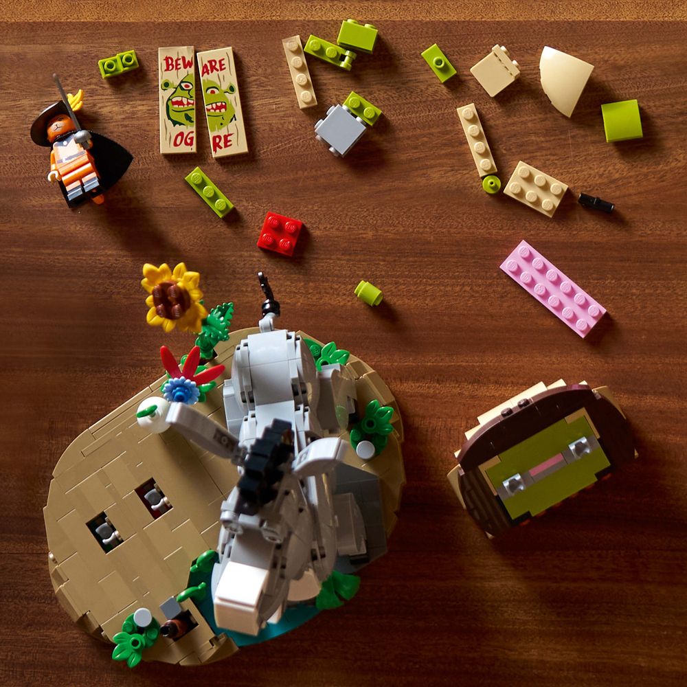 LEGO 72423 Shrek Detailansicht mit beweglichen Armen und Fingern
