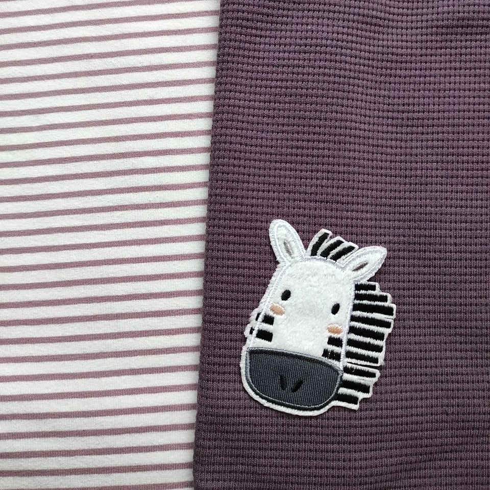 Toppa Termoadesiva Ape Ricamata - 6x7.5cm Per Jeans, Giacche, Borse, Decorazione Blu - Foto 3