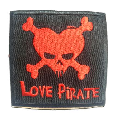 Toppa Termoadesiva Teschio Pirata – Ricamata 11x7 Cm, Da Stiro O Cucito, Per Giacche Jeans Borse