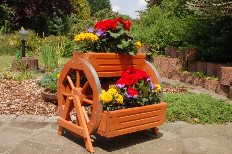 Blumentreppe, Blumenbank, Pflanztreppe 60cm Breite aus Holz, vollstndig  behandelt in braun | Gartendeko Online Shop