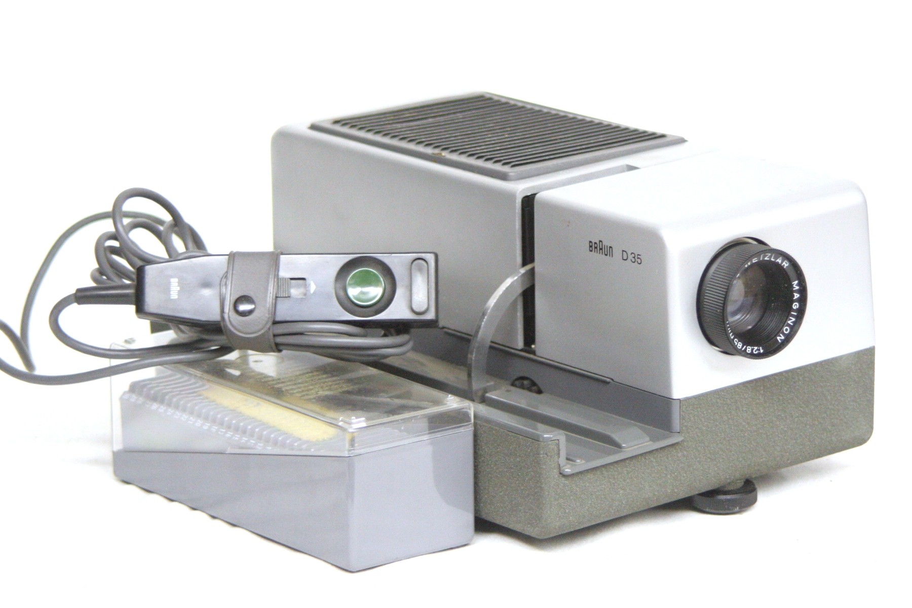 Braun D 35 Diaprojektor Slide Projector m. WillWetzlar Maginon 12.8