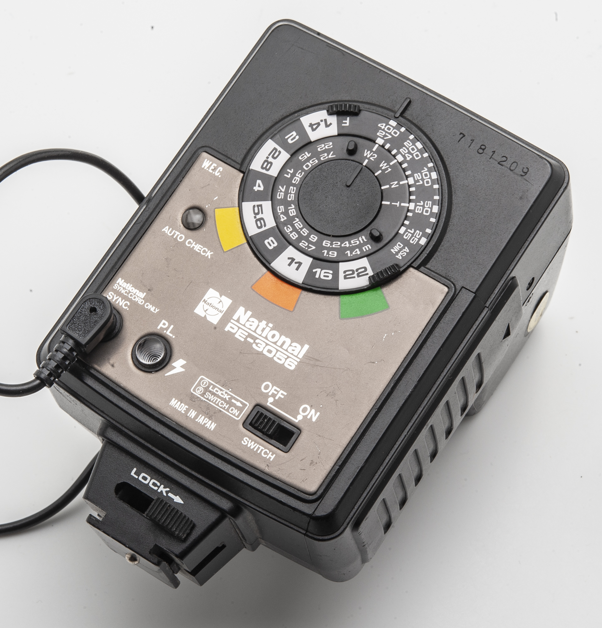 National PE-3057 PE 3057 Flash / flash de l'appareil photo