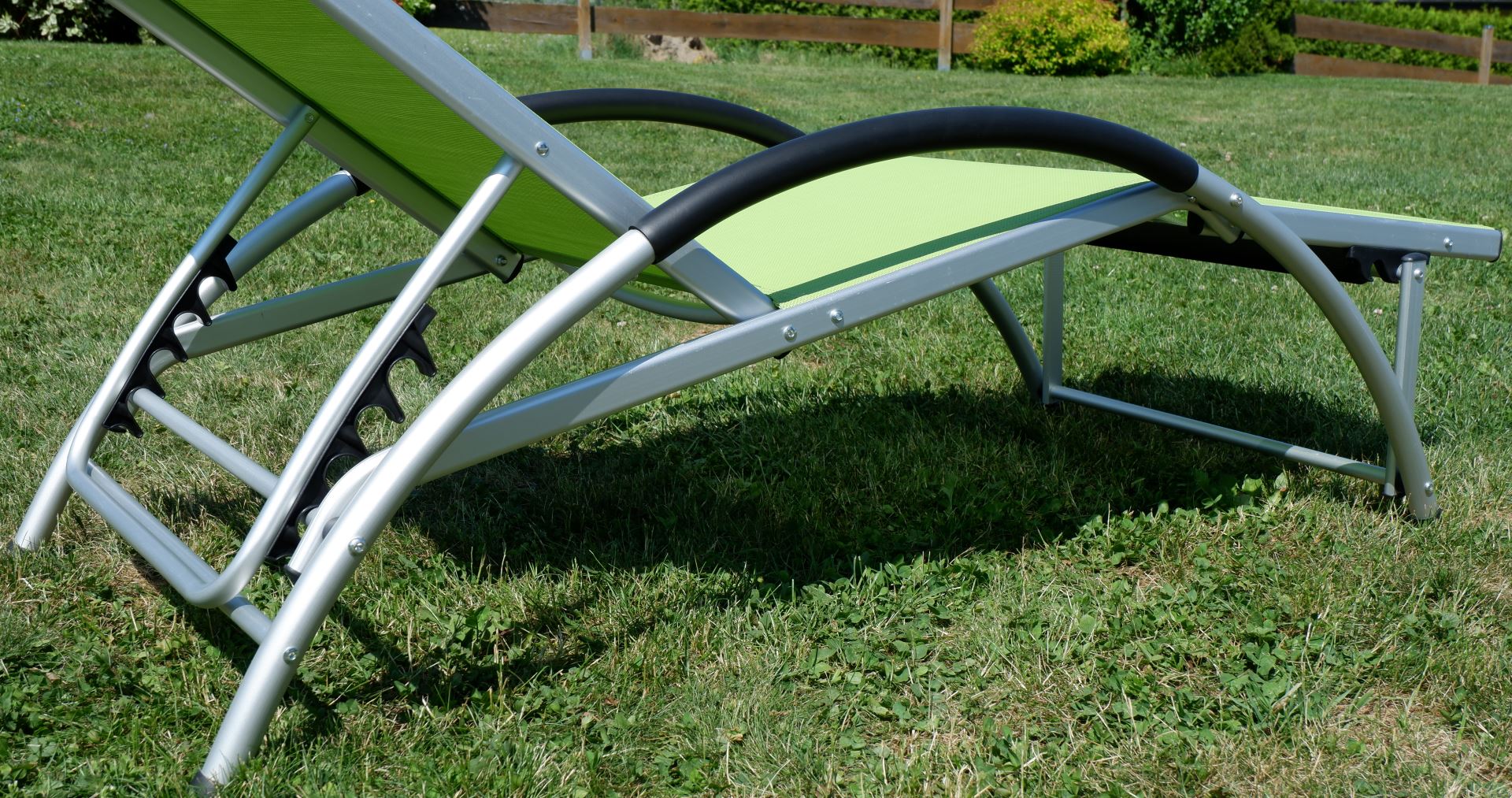 Gartenliege Sonnenliege Fitnessliege stabile Aluminium Konstruktion mit