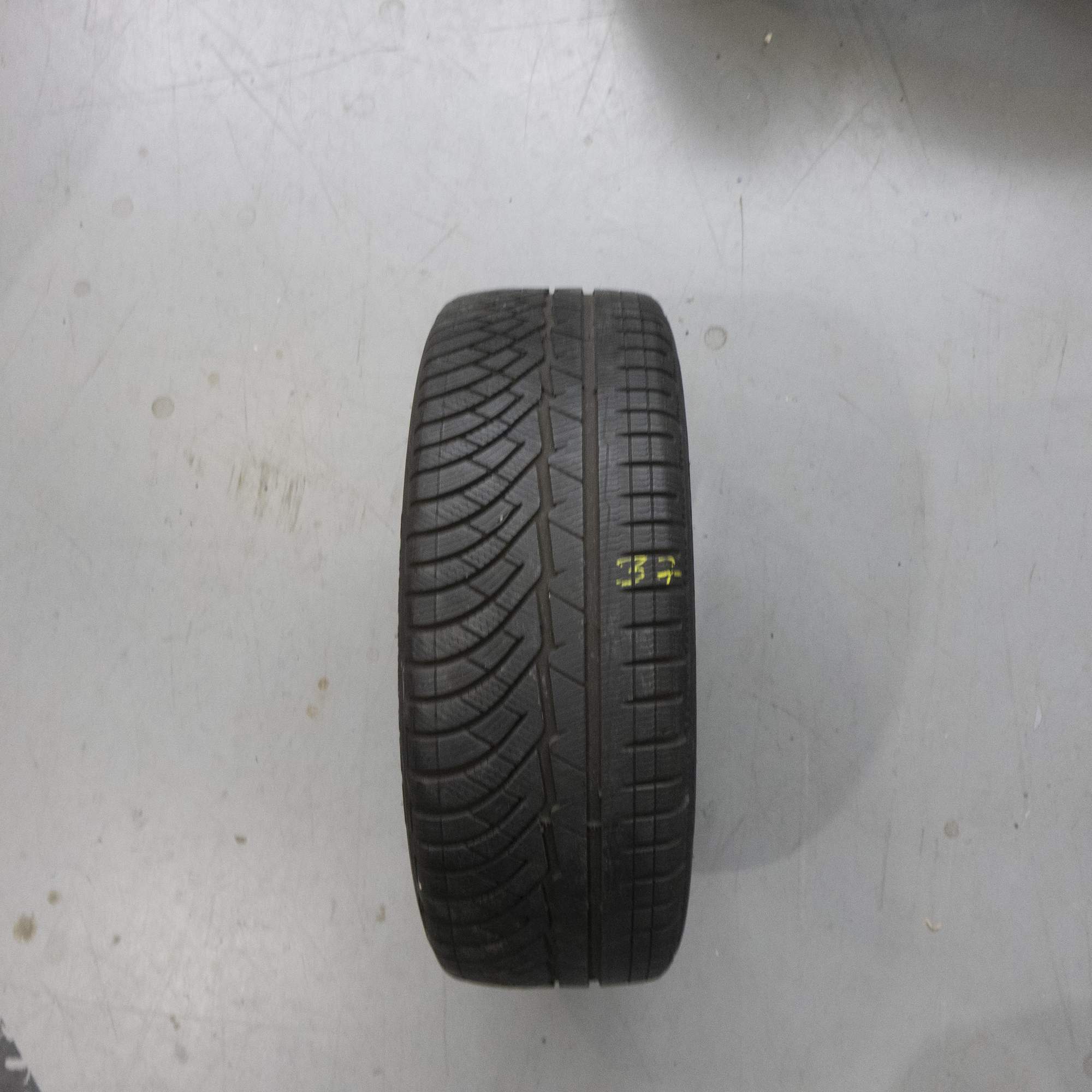 1x Michelin Pilot Alpin PA4 MO 225/45 R18 95V 1117 5 mm Winterreifen