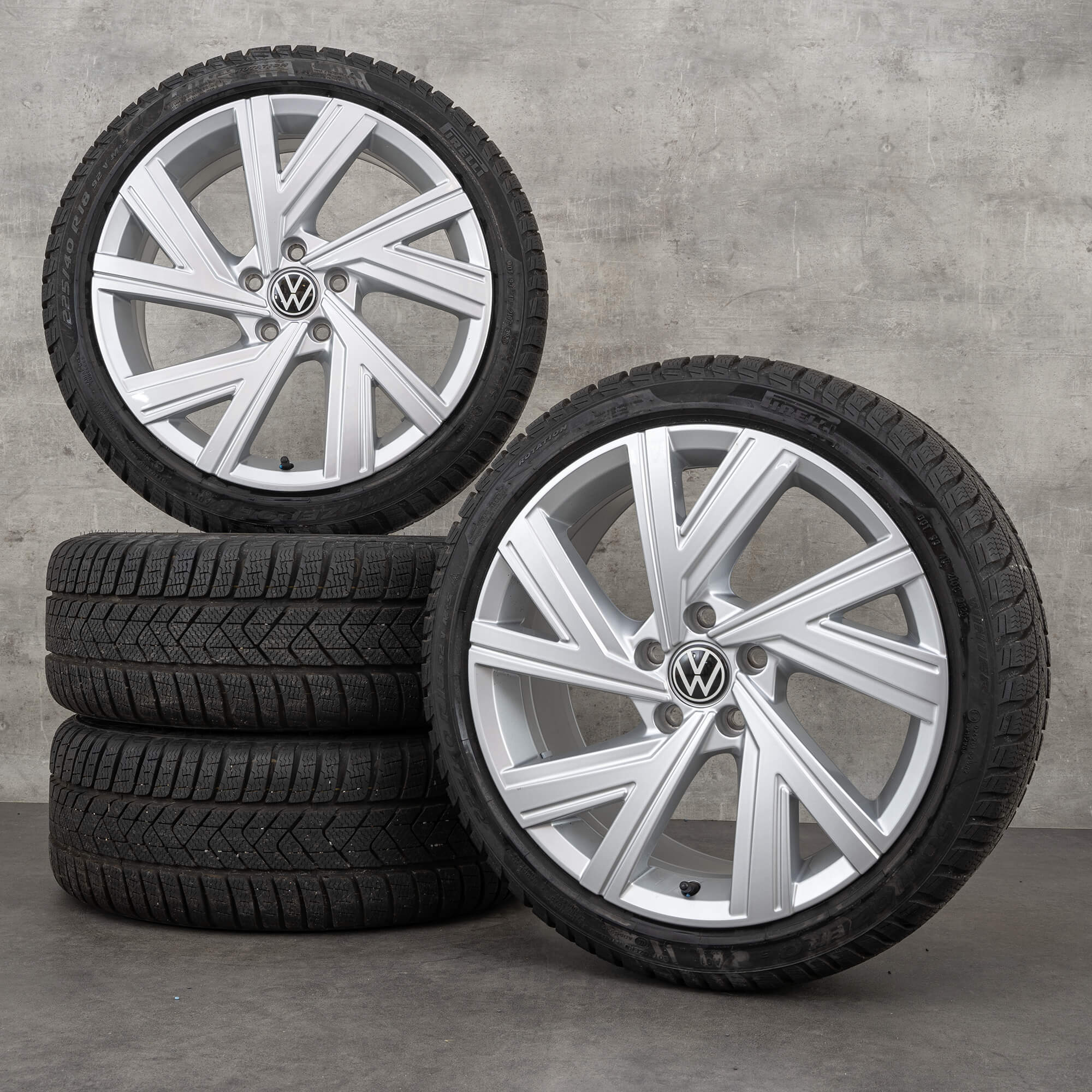 VW 18 inch rims Golf 8 VIII R-Line GTI GTD GTE Bergamo winter wheels ...