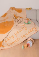 Anna-Katharina-Jansen--Easypeasy--Kuscheldecke-56330_5.jpg