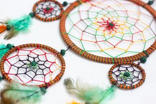 Traumfänger JAMAIKA - bunter Dreamcatcher GUTER TRAUM 13 cm Ringdurchmesser