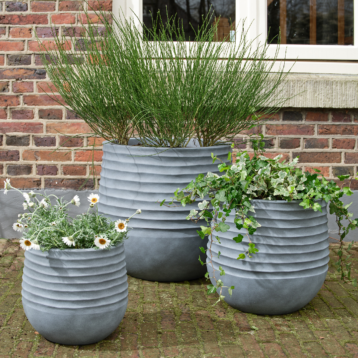 rattan blumenkasten balkon Blumentopf Kunststoff Rattan Blumenkasten In Rattan-Optik Mit  Metallaufhängung main image 0