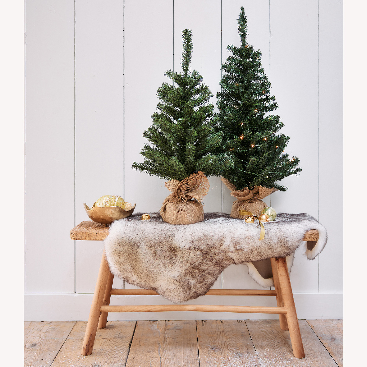 Tannenbaum knstlich im Jutesack 60cm grn
