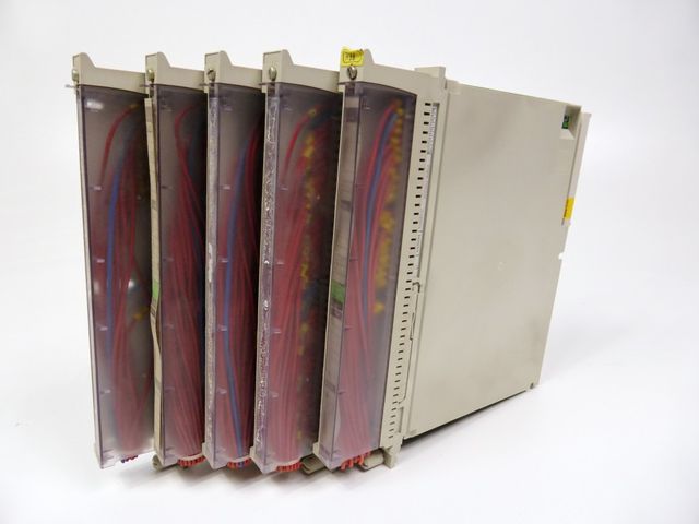 5 x Stück Siemens Simatic S5 6ES5441-4UA12 Digitalausgabe 441 6ES54414UA12