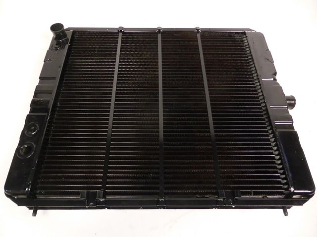 Opel GM Wasserkühler Motorkühler Kühler Rekord E 90220036 1302051