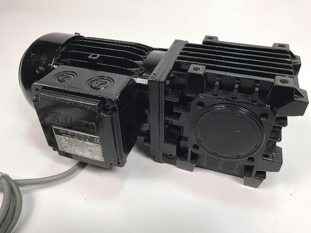 Bauer 1042366, n2 33, n1 1350 rpm, KW 0.37