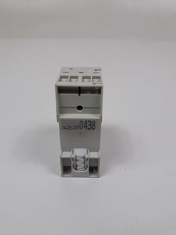 SIEMENS Schütz 5TT5 732 0 Schutz Schutzschalter 24A AC400V 2S2Ö 2NO2NC