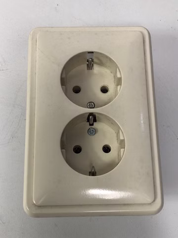 10x PEHA H 80.6412 W SCHUKO-Doppel-Steckdose einteiliger Sockel Standard weiß
