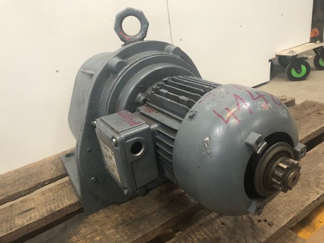 Bauer G43-11/DK84-200 Getriebemotor Elektromotor 230/380V 0,55 kW 1420 U/min