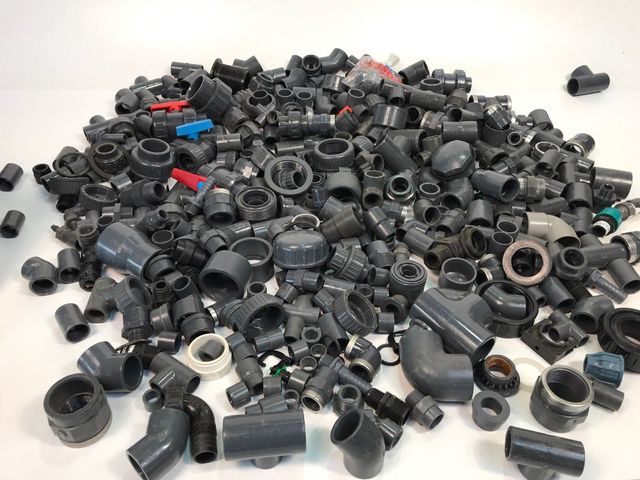 Posten 400x PVC Klebewinkel Klebemuffe VDL, KIWA Außengewinde Bögen Winkel T-Stü