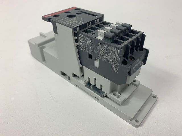 ABB DLA16-30 Leistungsschütz  7,5kW 1SBK180403R8100