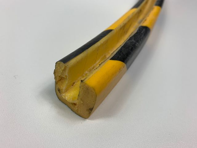 Eckschutz ca. 146 cm Schutzprofil Kantenschutz Stoßschutz ca. 7 mm Spaltmaß