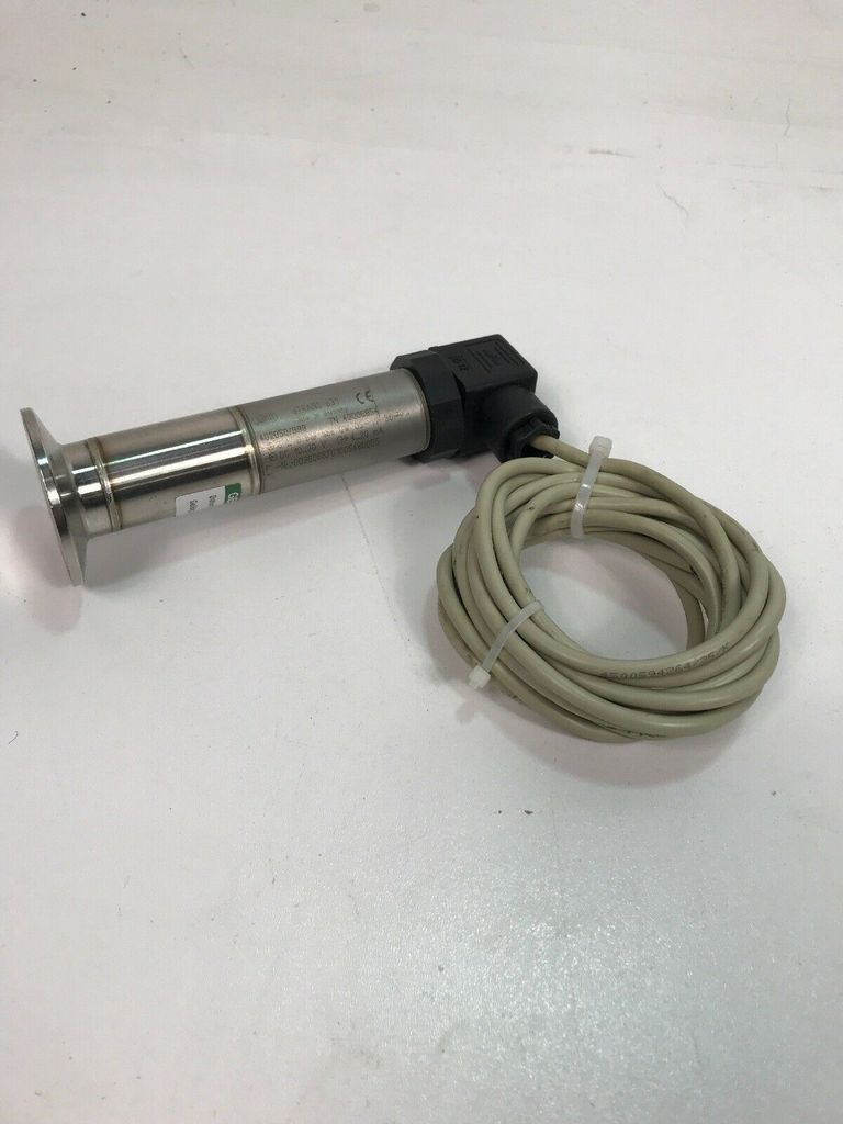 Jumo DTRANS P31 402050 999 TN 43006854 DC 10 30V Transmitter 