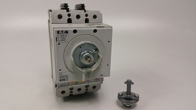 Eaton NZM2 mit NZMN2 Leistungsschalter Lasttrennschalter