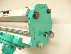 2073-4.jpg 2073-4.jpg