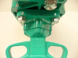 2073-9.jpg 2073-9.jpg