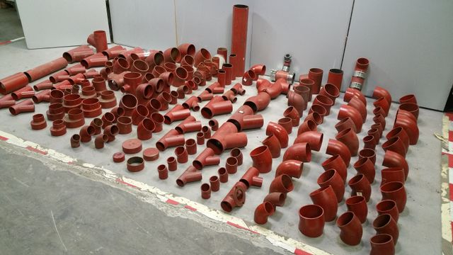 Posten Ako SML Rohre, Gußrohre, Abflussrohre, Abwasserrohre, Formstücke, Bögen