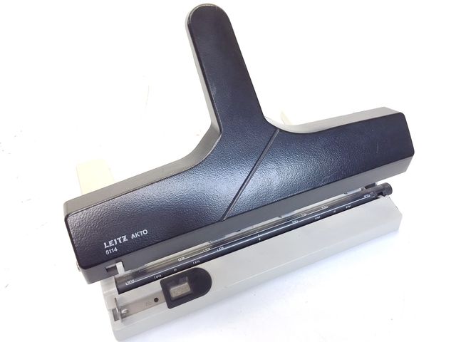 Leitz AKTO 5114 Variabler Mehrfachlocher