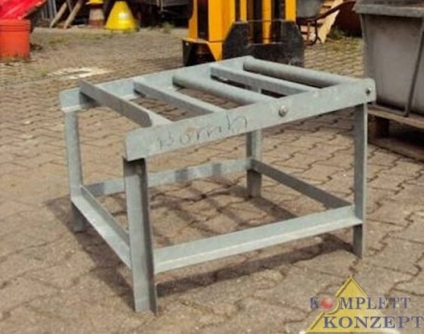 Entnahmepaletten für Sammelstation 200l Entnahmepalette