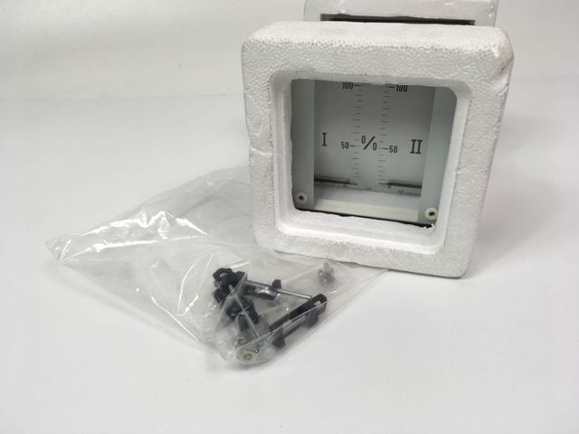 celsa EPD96w Doppelvoltmeter Einbaumessgerät Doppel-Voltmeter 2x 110 V AC *LP 341€