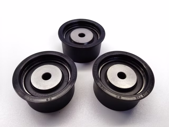 GM 9128738 Rollensatz Umlenkrollen Spannrollen Opel – 3x
