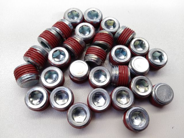 29x Original GM 11095513 Metall Schraube Stopfen Opel