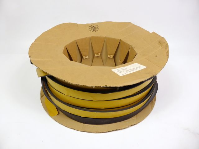 40 Meter 35x8mm EPDM Vollgummi Moosgummi Vierkantprofil schwarz (1m= 3,00 €)