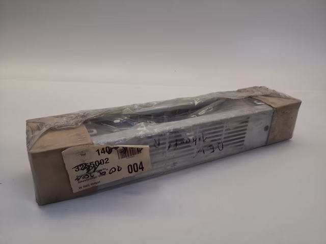 Rittal TS 7825.601 Sockel-/Schrankelement 100mm Stahlblech vorne/hinten Belüftet