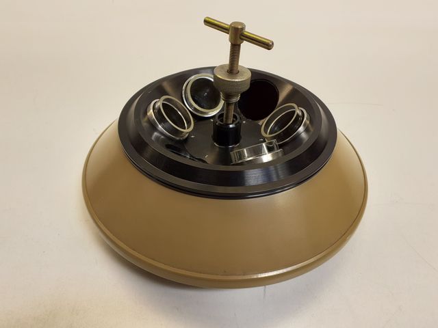 Festwinkelrotor 40 mm x 95 mm Kapazität 6 x 100 ml Fixed Angle Rotor Zentrifuge