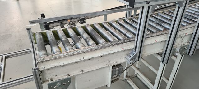 Rollbahn Förderband Förderbahn Rollenförderer 1,07m mit Antrieb