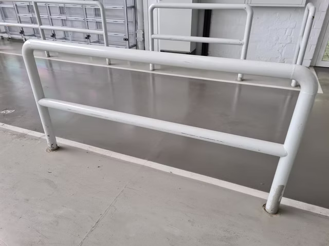 Rammschutz Anfahrschutz Schutzbügel Verkehrsschutz Rammschutzplanke 200x100cm