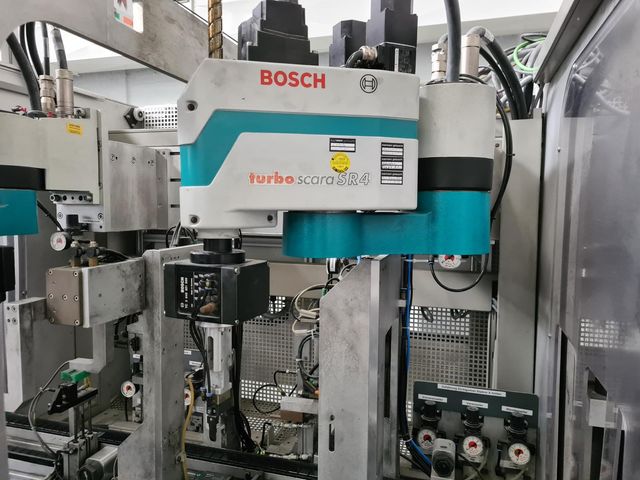 Bosch Turbo Scara SR4 Roboter + Steuerung Rexroth MA4/200-7301-M + RH04.0S 